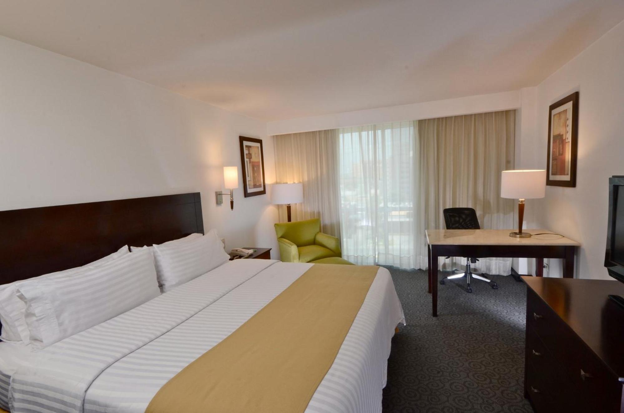 Holiday Inn Monterrey Valle, An Ihg Hotel Εξωτερικό φωτογραφία